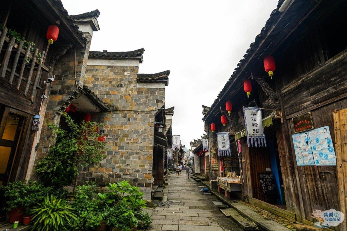 地板冒岩浆无敌版
